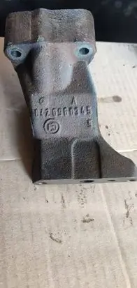 Mercedes-Benz R W251 Engine mounting bracket A6420960345