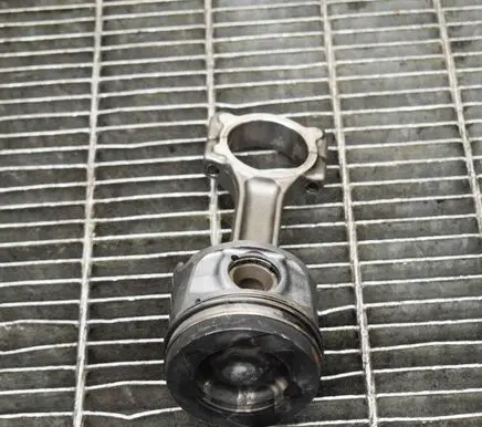Renault Clio IV Piston 7701475074 120A18001R
