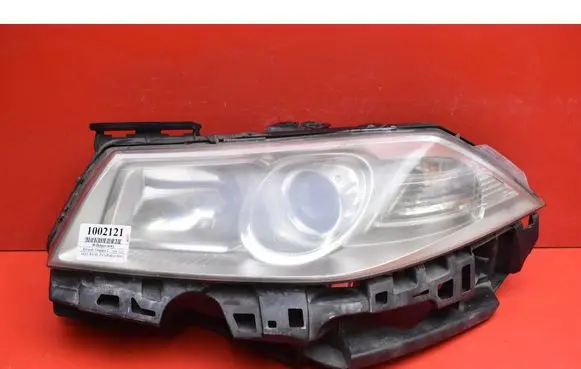 Renault Megane II Headlight/headlamp 8200412741E