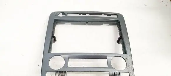 Seat Ibiza III (6L) Center console 6L1858071