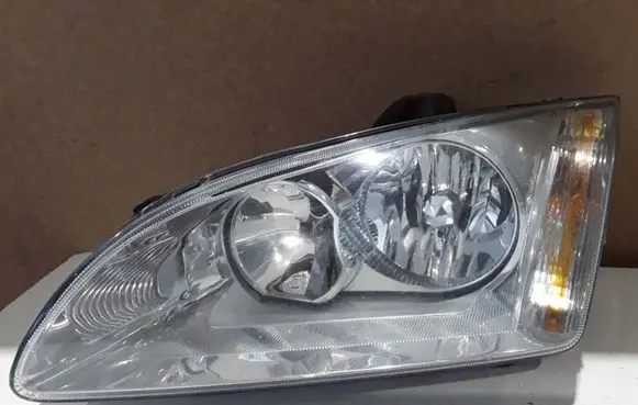 Ford Focus Headlight/headlamp 4M5113W030