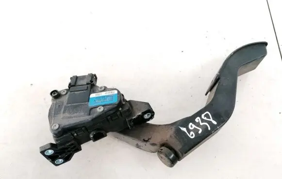 Audi A6 S6 C5 4B Accelerator throttle pedal 8D1723523N 6PV00837602