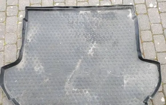 Subaru Outback Rubber trunk/boot mat liner J515EAJ001
