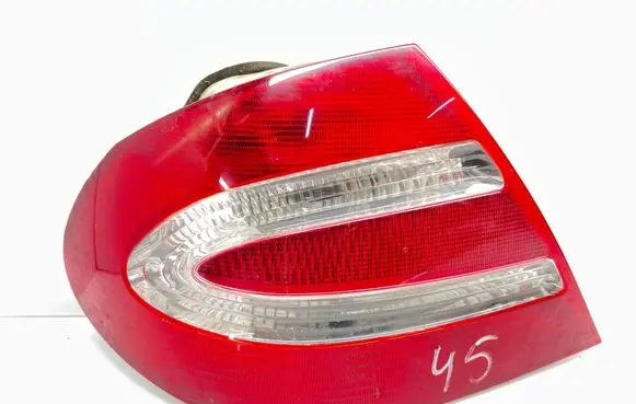 Mercedes-Benz CLK A209 C209 Rear/tail lights A2098200164