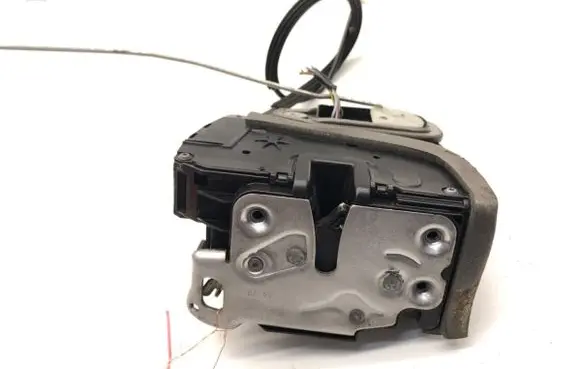 Opel Astra K Front door lock 13533592