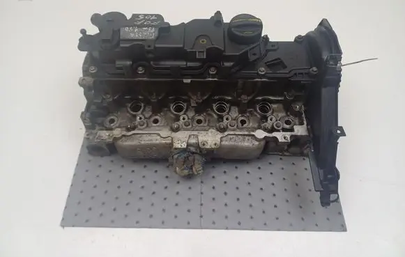 Ford Fiesta Engine head 9684487210