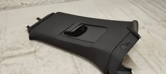 Volvo XC90 (D)pillar trim (top) 31377583