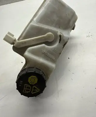 Volvo V40 Master brake cylinder 31362931