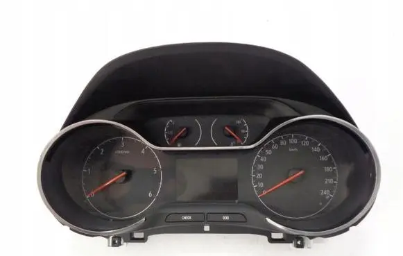 Opel Crossland X Speedometer (instrument cluster) 9826136080