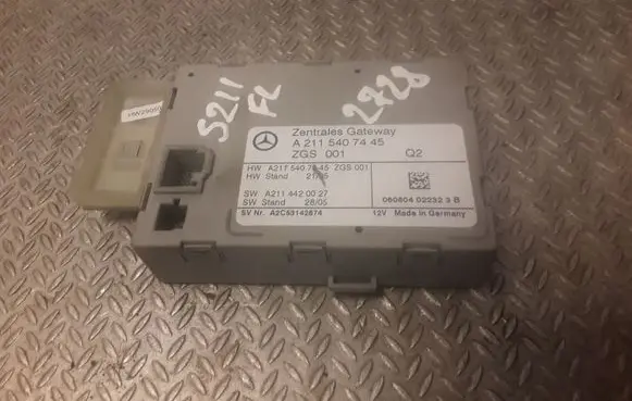 Mercedes-Benz E W211 Gateway control module 2115407445 A2115407445
