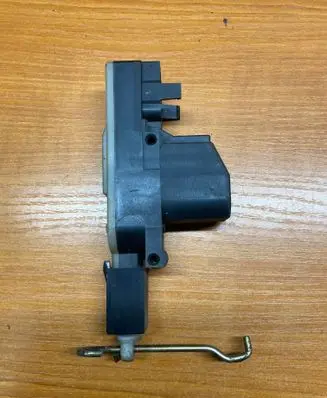 BMW 5 E34 Tailgate boot lock/latch motor 1378396