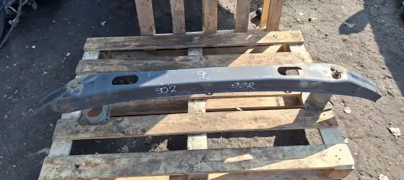 Peugeot 607 Front bumper cross member