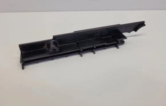 Radiator mount bracket