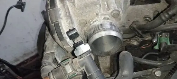 Citroen C4 Grand Picasso Throttle valve 9673534480