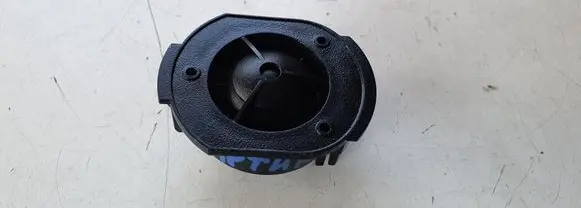 Renault Captur Front door speaker