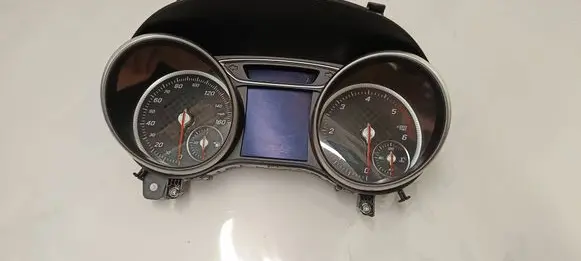 Speedometer (instrument cluster)