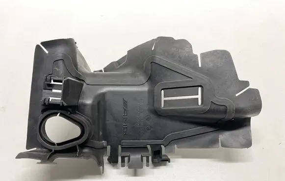 Mercedes-Benz C AMG W205 Radiator mount bracket A2055013520