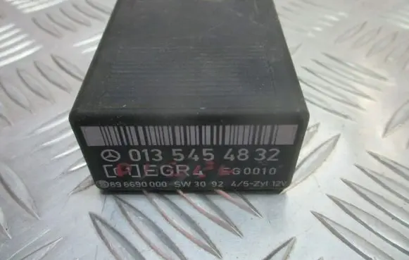 Mercedes-Benz C W202 Other relay 0135454832