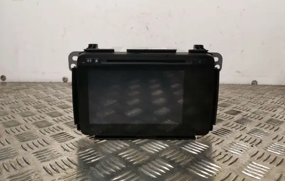 Honda HR-V Radio/CD/DVD/GPS head unit 39100T8ME52M1 1380003460G101