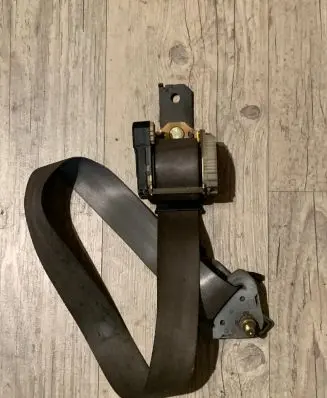 Renault Scenic I Front seatbelt 432478