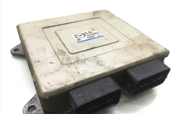 Mazda 5 Engine control unit/module LFD718881D E6T53975H2