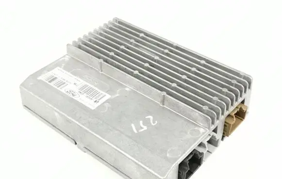 Sound amplifier
