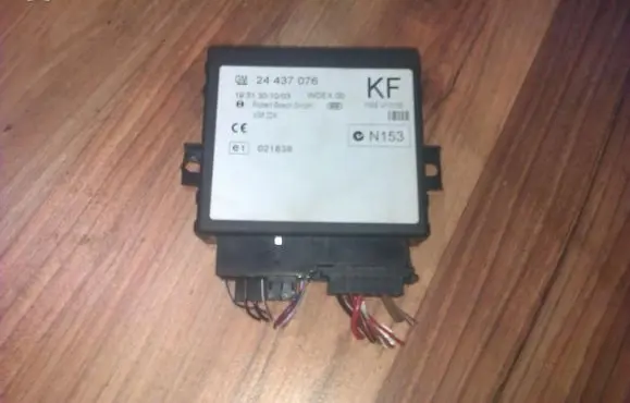 Opel Zafira A Comfort/convenience module 24437076kf
