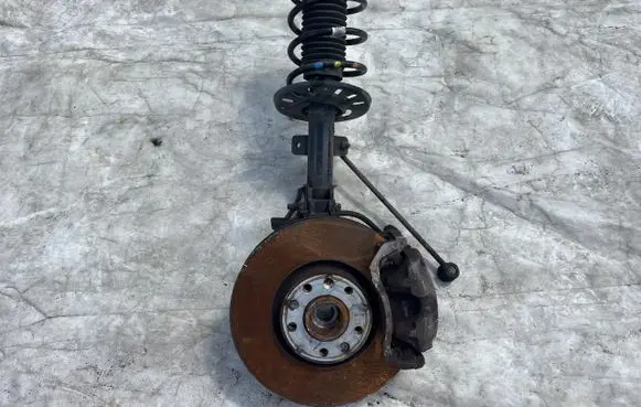 Peugeot Partner Front wheel hub spindle knuckle 833305880