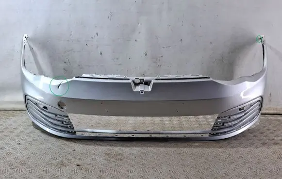 Volkswagen Golf VIII Front bumper 5H0807221