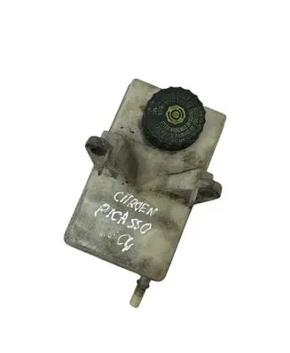 Brake fluid reservoir