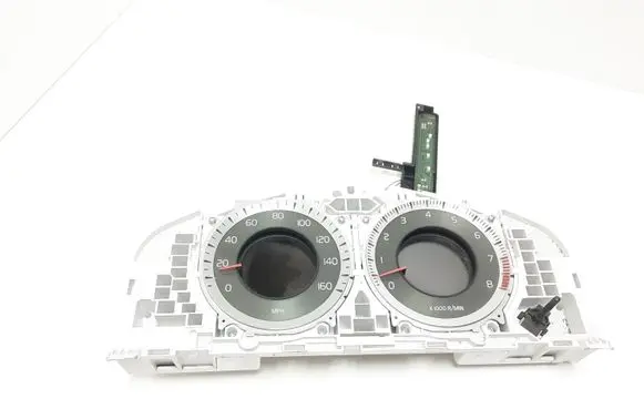 Volvo XC60 Speedometer (instrument cluster) 31343326AA 36001837 69799640U