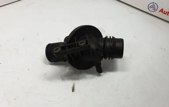 BMW 3 F30 F35 F31 Thermostat/thermostat housing 6601544 8671516 11538671516