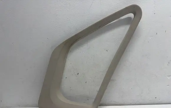 Peugeot Boxer Front door glass trim molding 1308564070