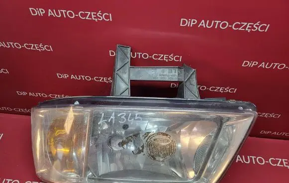 Volkswagen Transporter - Caravelle T5 Headlight/headlamp 7H2941015J