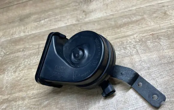 Land Rover Discovery 5 Horn signal HY3213802AB 4L26082019
