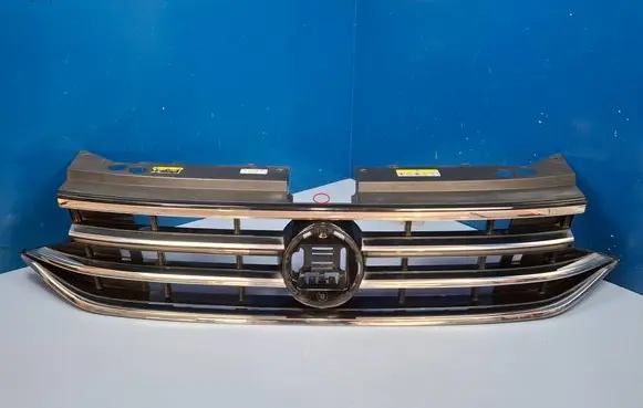 Volkswagen Tiguan Front bumper upper radiator grill 5NN853653H 5NN853655D 5NN853653E