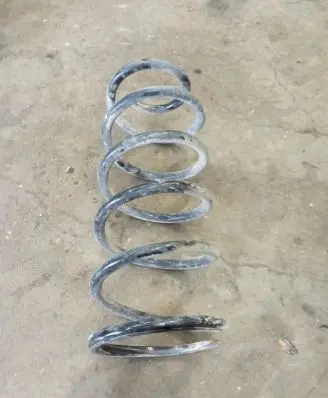 Toyota Land Cruiser (J200) Rear coil spring