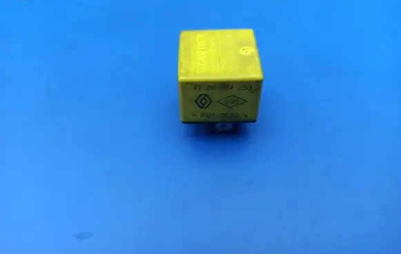 Cadillac Eldorado Other relay 7700844253