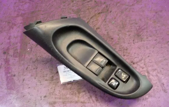 Nissan Almera Tino Quarter vent window switch 