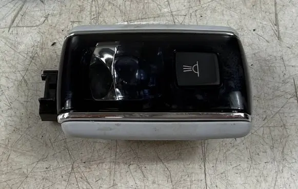 Peugeot 508 RXH Rear seat light 9670880177