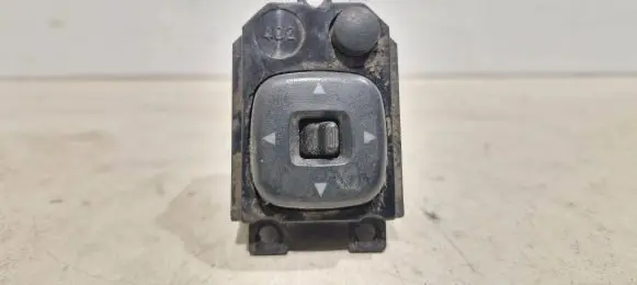 Mazda Millenia Wing mirror switch 5930T16