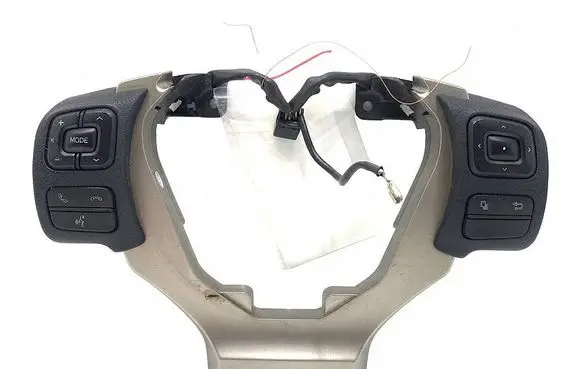 Lexus NX Steering wheel buttons/switches 75J060