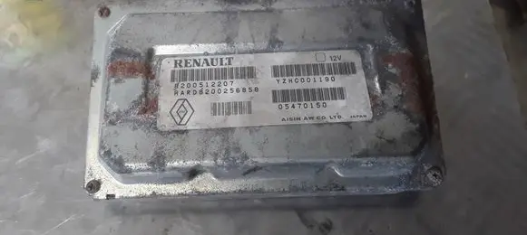 Renault Espace - Grand espace IV Gearbox control unit/module 8200512207