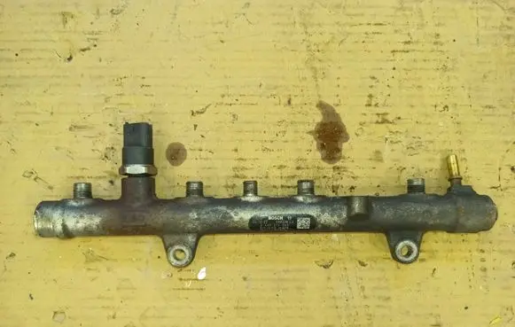 Renault Espace - Grand espace IV Fuel main line pipe 0445214065