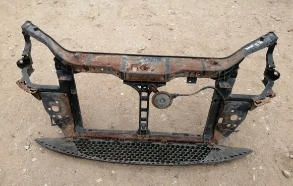 Hyundai Accent Radiator support slam panel 