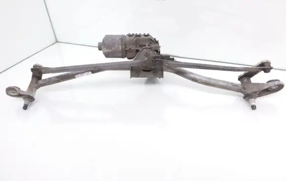 Audi A4 S4 B6 8E 8H Front wiper linkage and motor 8E2955119A 0390241510 8H2955803