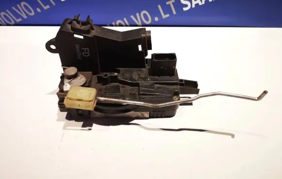 Opel Signum Coupe door lock (next to the handle) 24447342