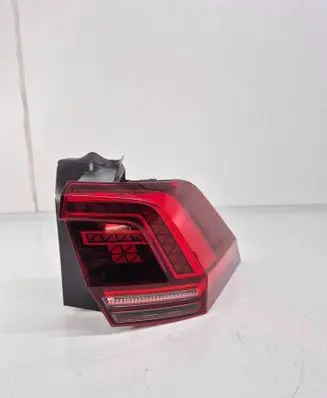 Volkswagen Tiguan Rear/tail lights 5NA945208C
