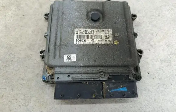 Mitsubishi Colt Engine control unit/module ECU 