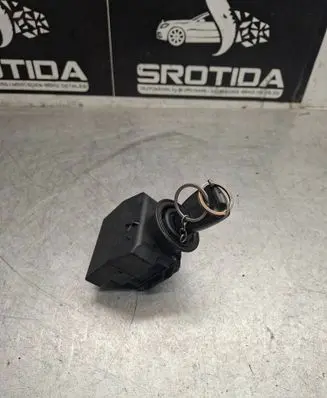 Mercedes-Benz C W203 Ignition lock 2095451708 33002415 33002416